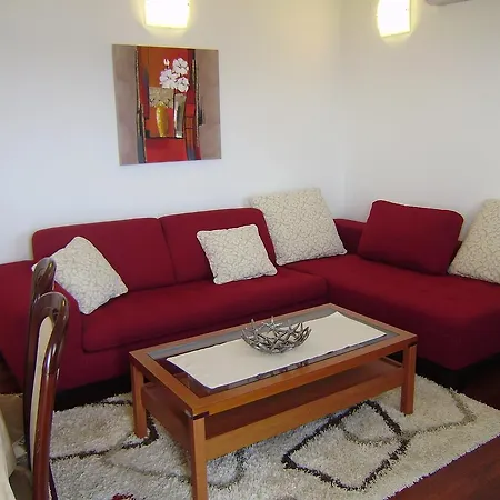 Appartement Lenka *