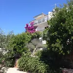 Lenka شقة زافالا