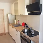 Lenka Apartmán *