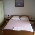 Lenka Apartmán *