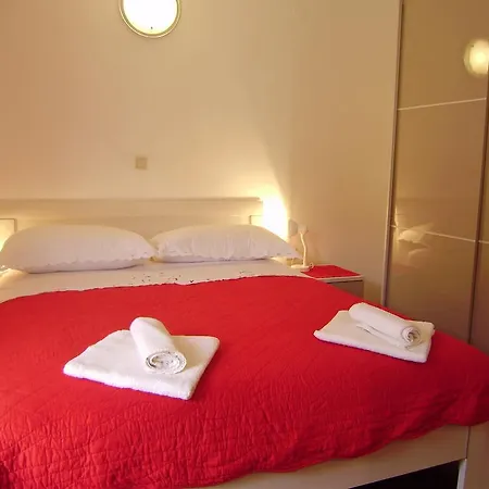 Appartement Lenka *